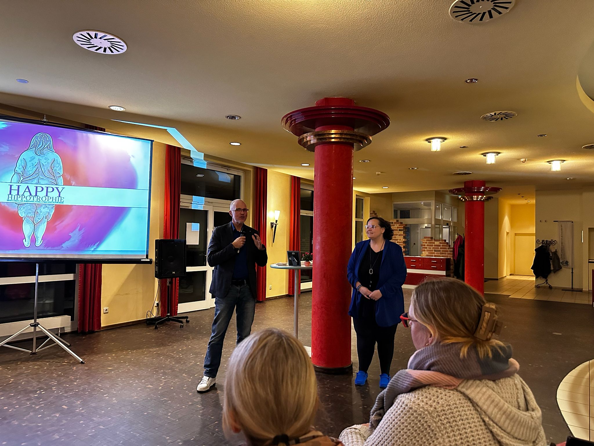 Lesung Happy Hippotrophie mit Tina Mareike Kuschel Adipositas Selbsthilfegruppe